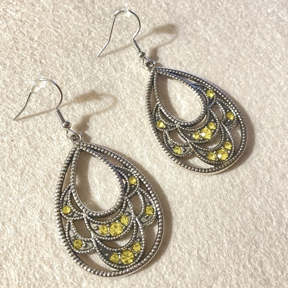Yellow crystal stone silver earrings